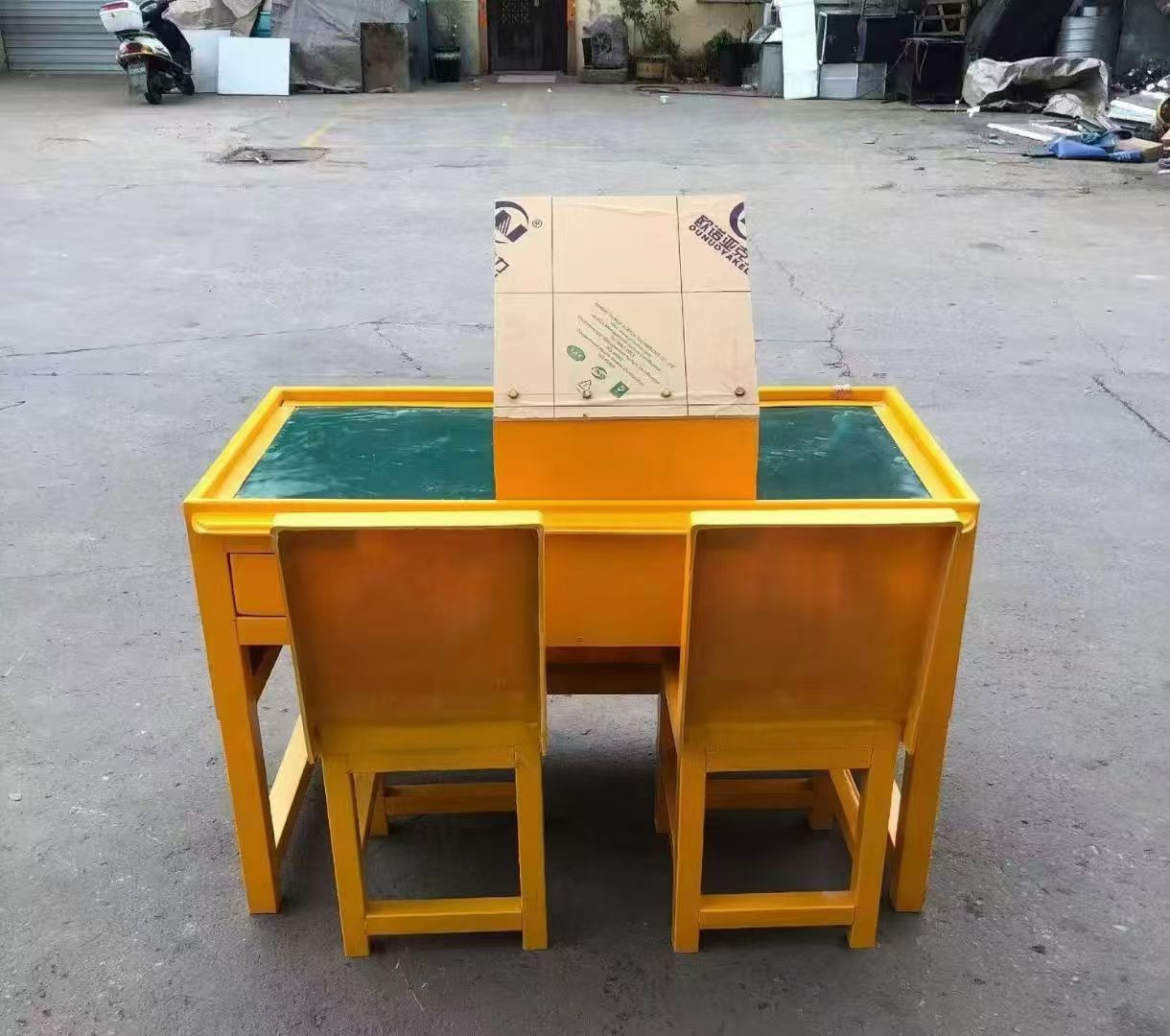 开江防静电导通桌井下煤矿火工品发放桌：危险品流转的安全守护者